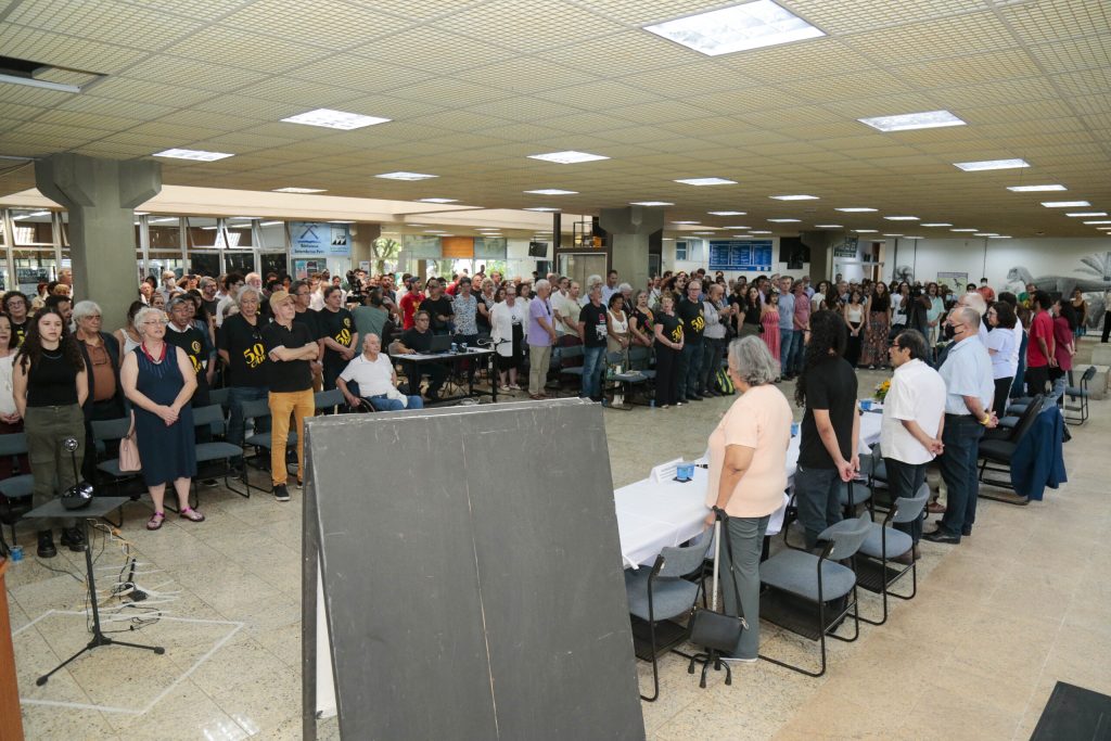 Diplomação da resistência